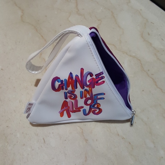 SK-II Makeup Pouch - Picture 3 of 4